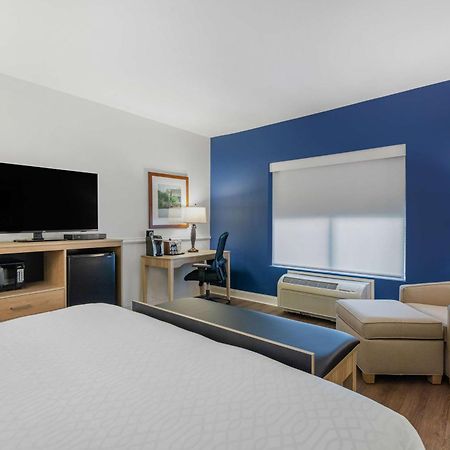 Best Western Plus Westgate Inn And Suites Leland Luaran gambar