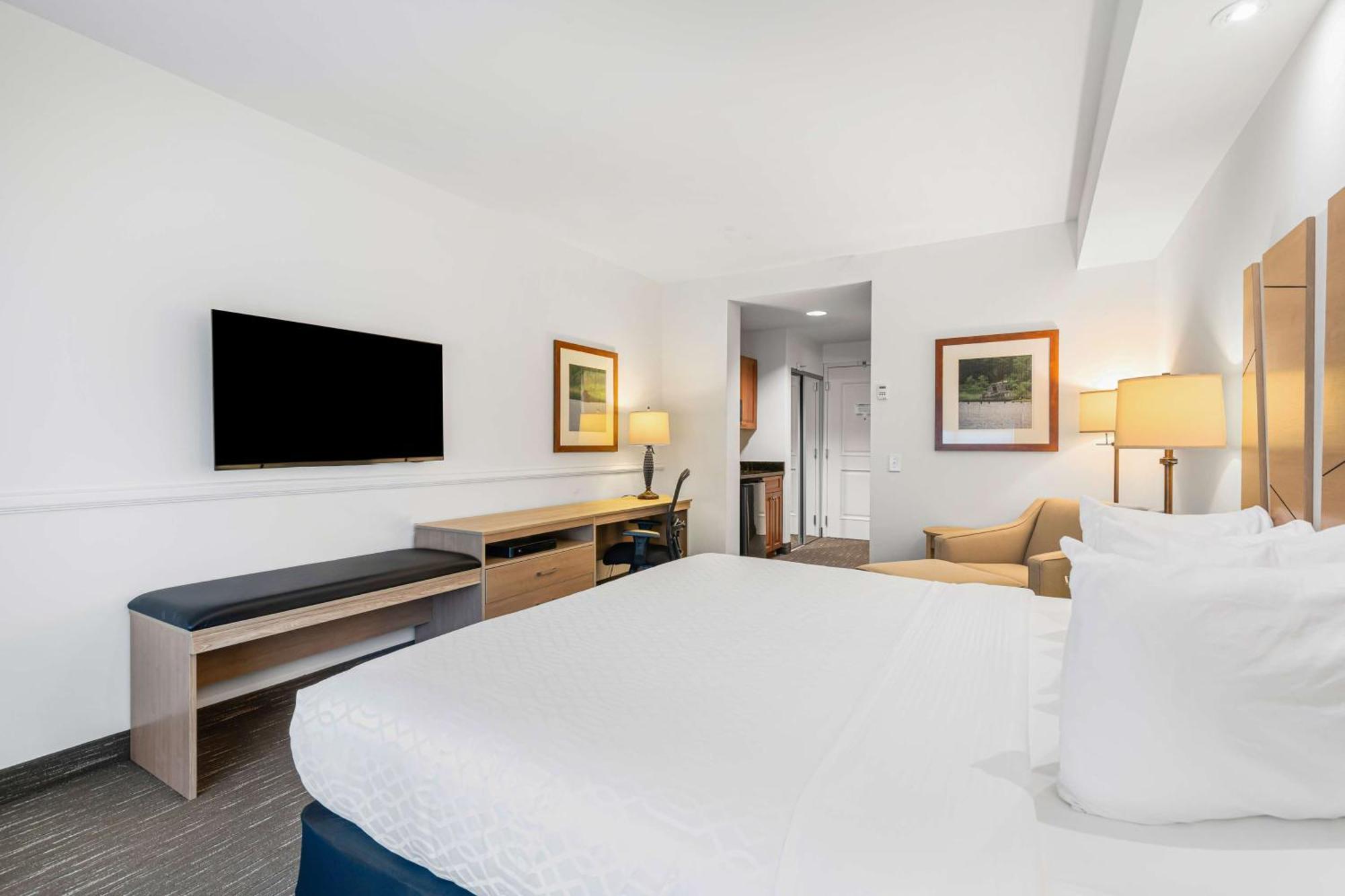 Best Western Plus Westgate Inn And Suites Leland Luaran gambar