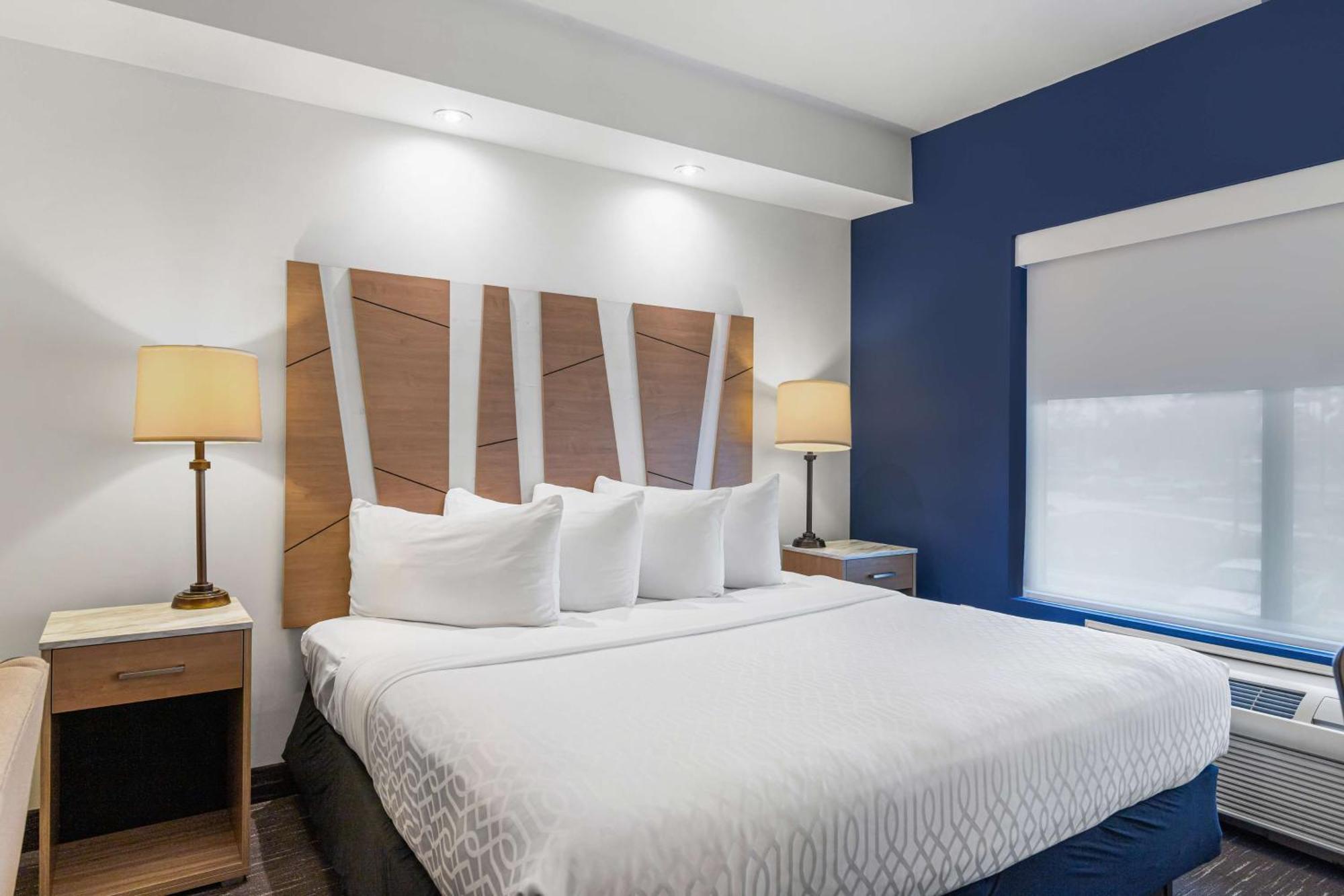 Best Western Plus Westgate Inn And Suites Leland Luaran gambar