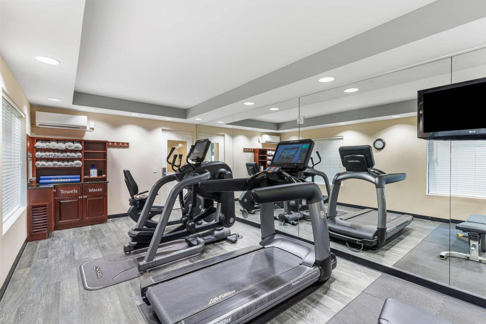 Best Western Plus Westgate Inn And Suites Leland Luaran gambar